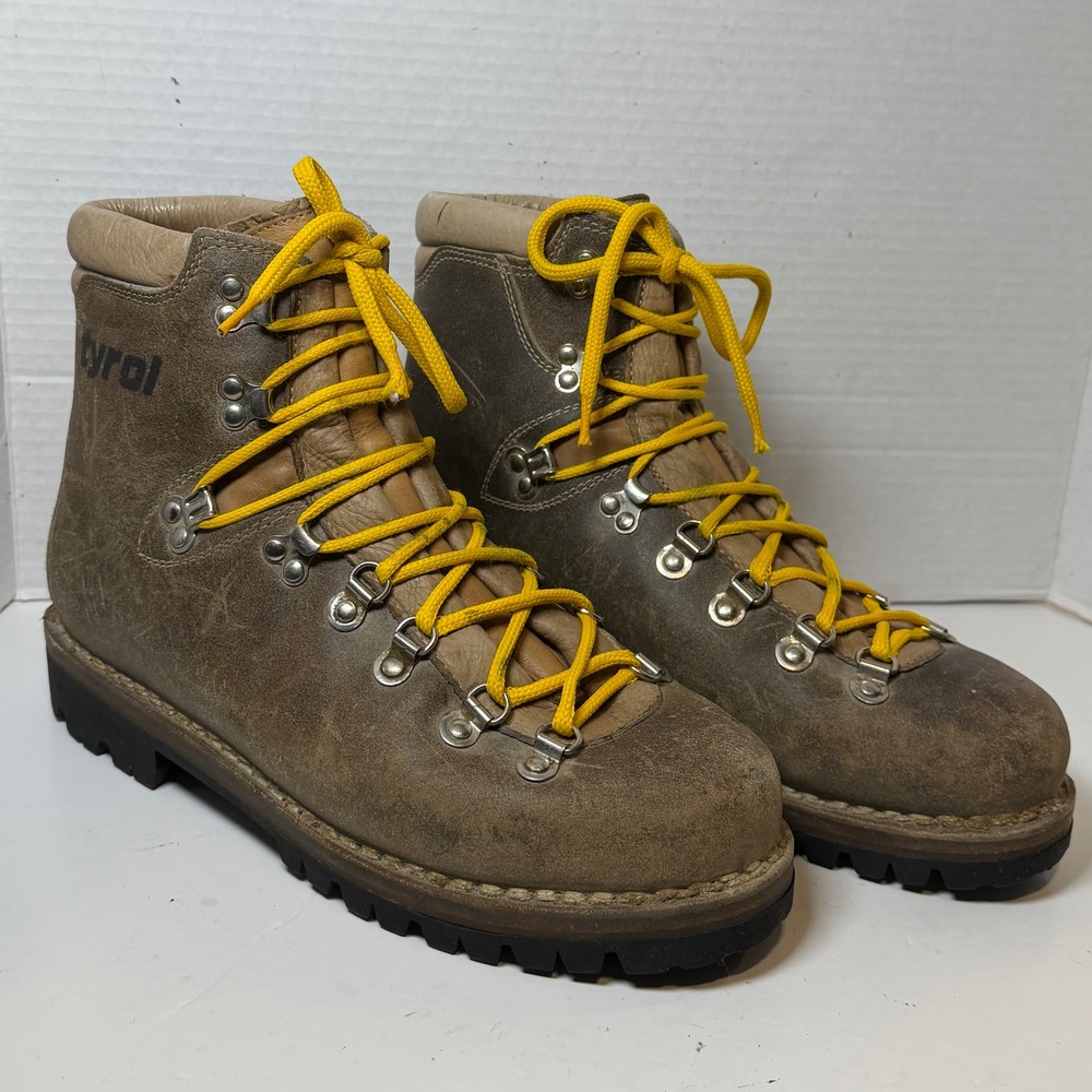 Vintage Tyrol Mens 9.5 Brown Leather Mountain Hiking Boots Vibram Sole Italy